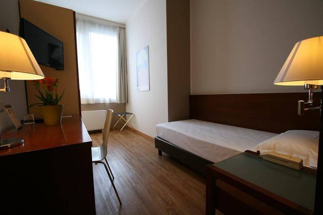 Hotel Oro Blu, Milan