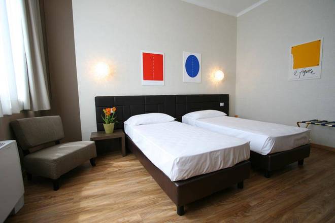 Hotel Oro Blu, Milan